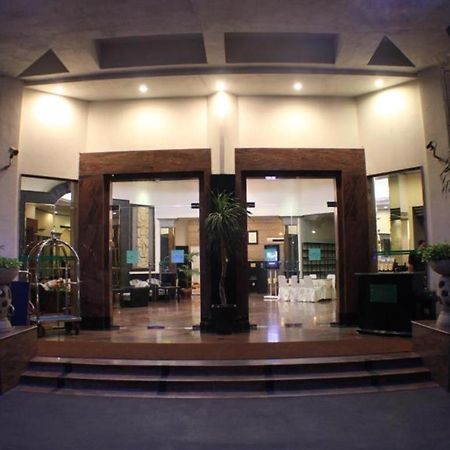 โรงแรมแม็กซ์เวลล์ จาการ์ตา ภายนอก รูปภาพ